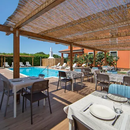 Natura 4* Vilanija