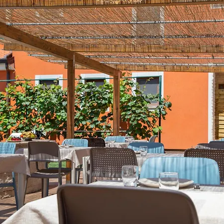 Natura 4* Vilanija