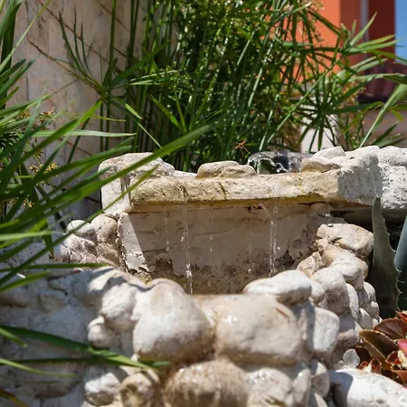Natura Bed & Breakfast 4*