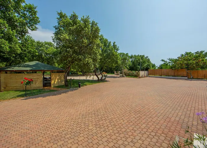 Bed & Breakfast Natura Vilanija